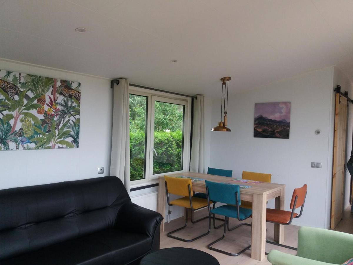 Dronrijp Luxe Bungalow Op Rustig Vakantiepark. מראה חיצוני תמונה